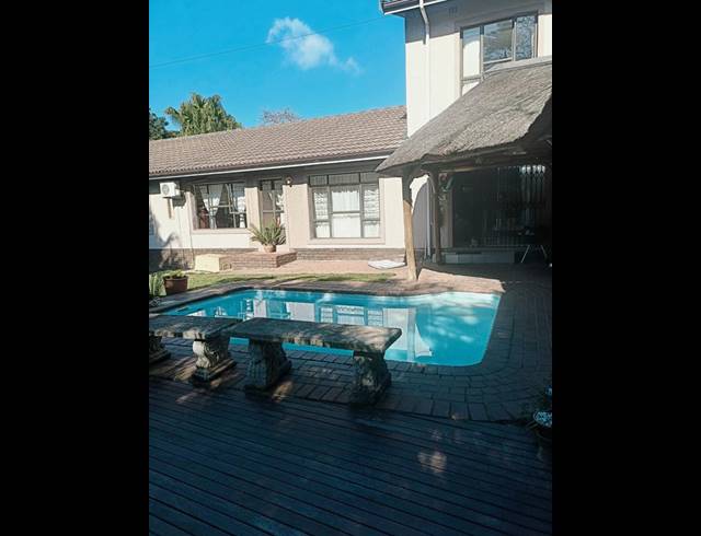 4 BEDROOM HOUSE FOR SALE IN PINETOWN